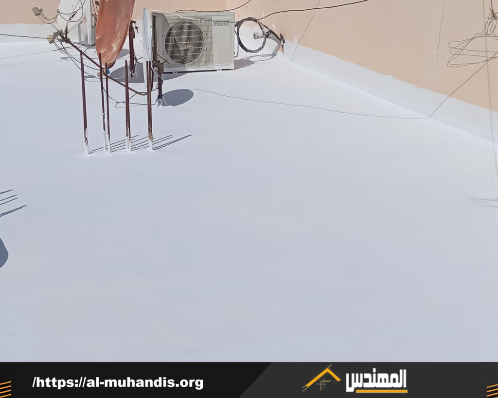 شركة عزل اسطح بتثليث   صيانة وعزل اسطح بتثليث